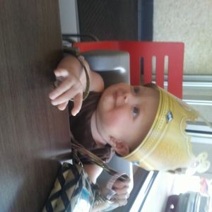 Meet your Posher, Cara